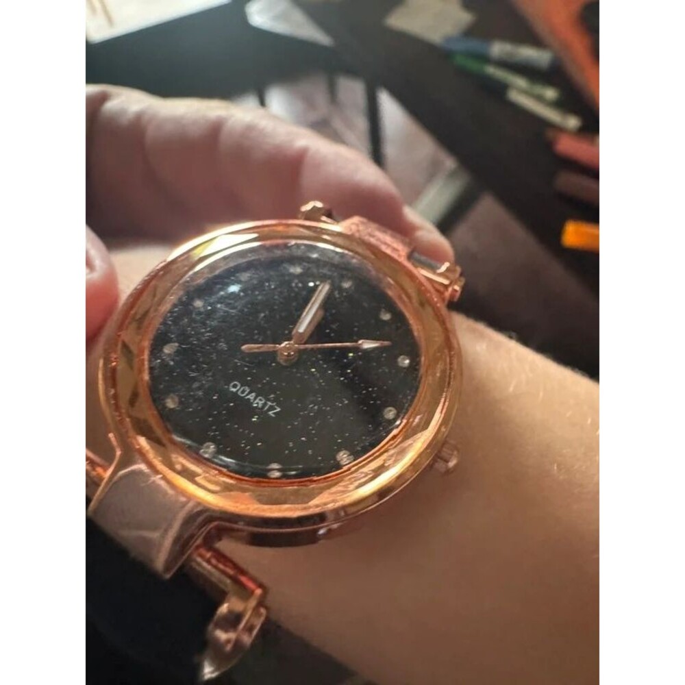 Galaxy Dial budget women’s watch leather band rose gold